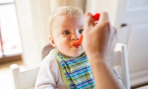 کاهش مصرف قند پیش از ۲ سالگی؛ راهی مؤثر برای کاهش خطر بیماری‌های قلبی در آینده